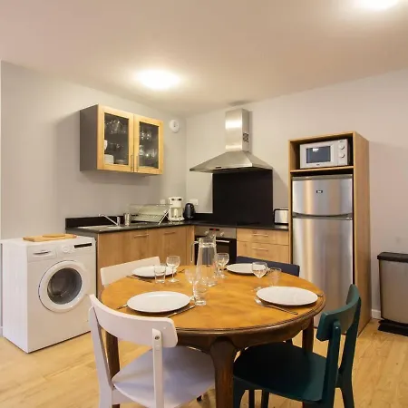 4-9 Personnes Avec Parking A - Fr-1-401-181 Daire *